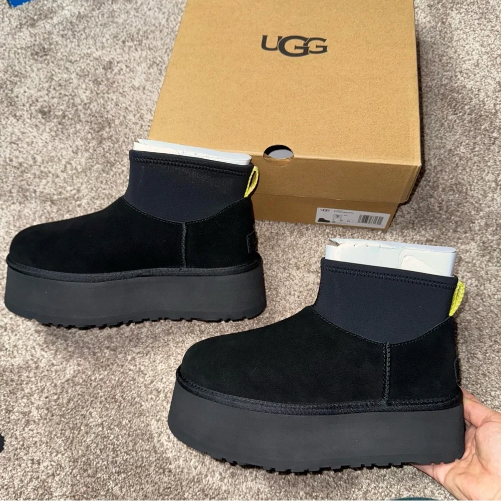New Women’s UGG Classic Mini Dipper Cozy Ankle Boots Black Platform